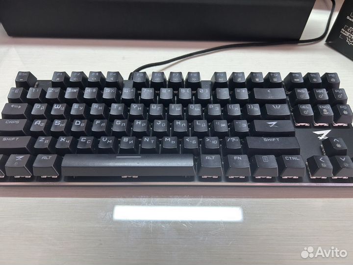 Игровая механическая клавиатура