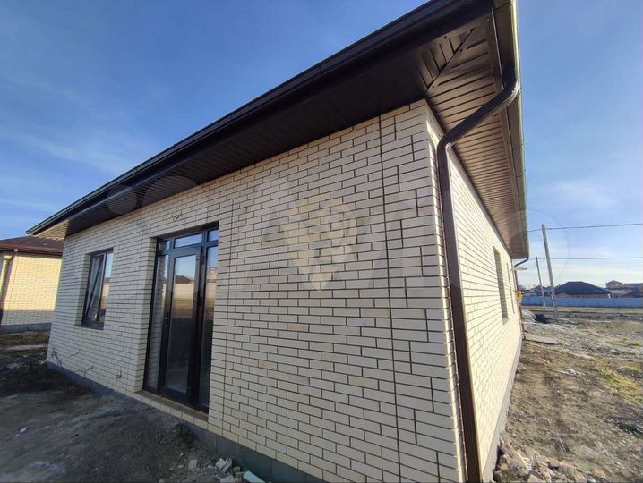 Коттедж 105 м² на участке 8 сот.