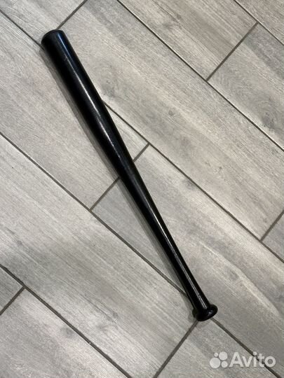 Бейсбольная бита деревянная