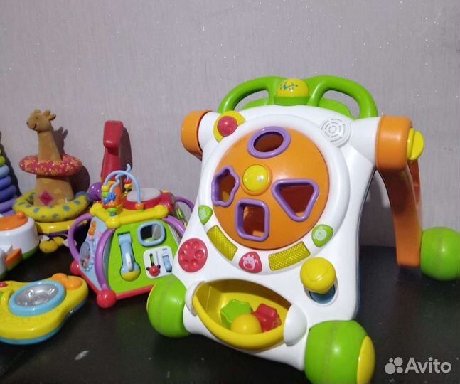 Детские развивающие игрушки