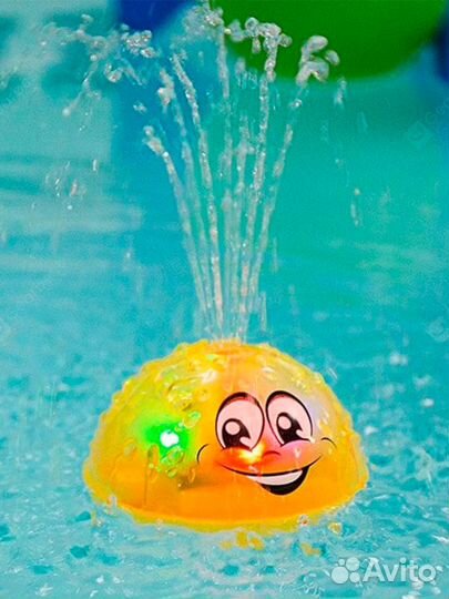 Игрушка для ванной и купания шар фонтан 2В1