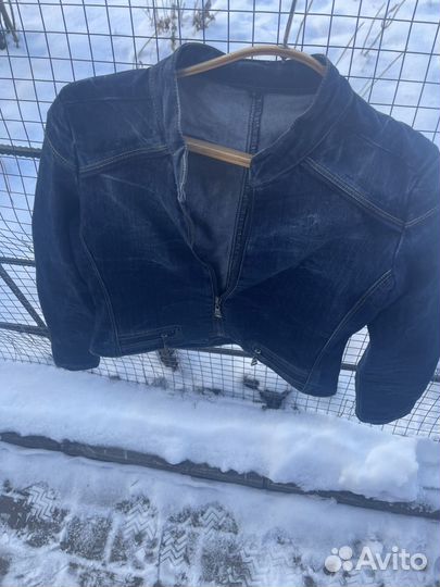 Куртка женская джинсовая