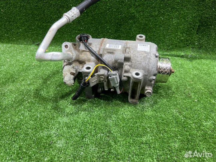 Компрессор кондиционера Renault Megane хэтчбек 1