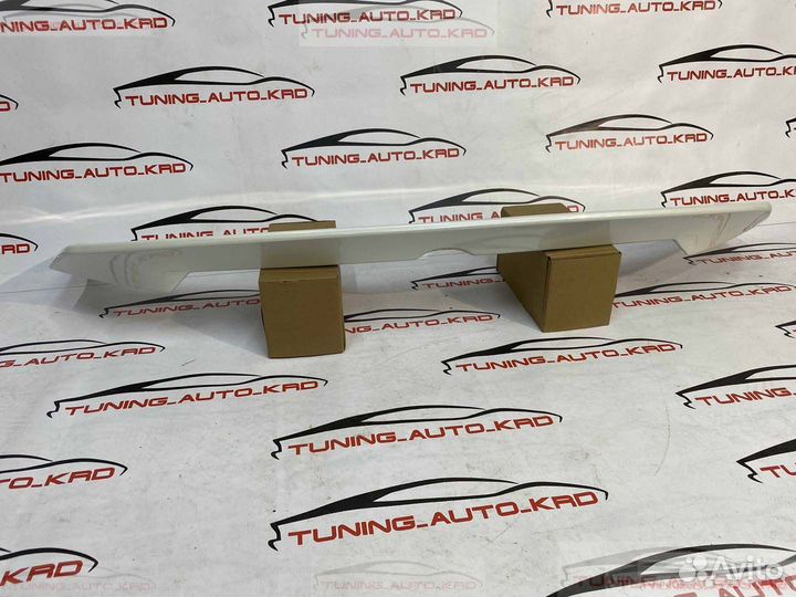 Спойлер Под стекло Lexus RX350 W5425