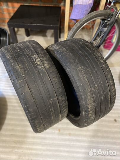 Pirelli P Zero 255/35 R19