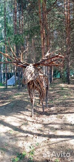 Лось скульптура