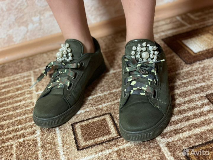 Кроссовки кеды женские