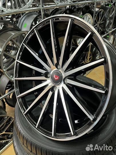 Диски литые R17 4*100 Vossen спицы