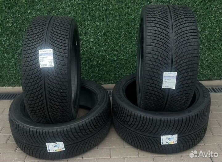 Michelin Pilot Alpin 5 SUV 285/40 R22 и 325/35 R22 114V