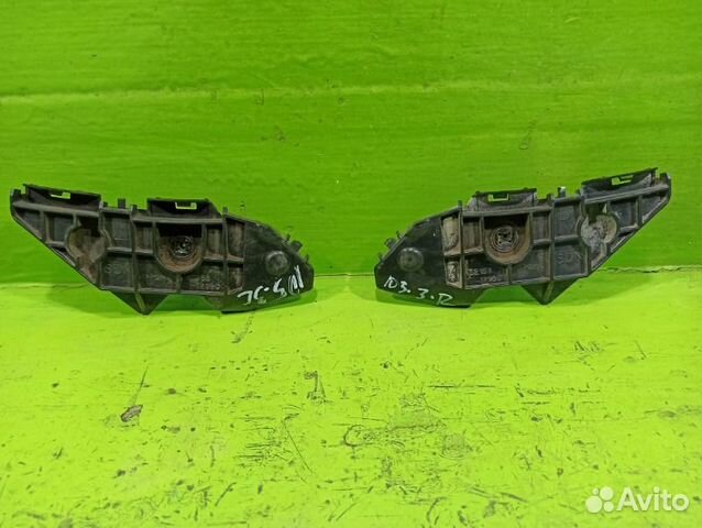 Кронштейн бампера задний Toyota Corolla E150 1ZR