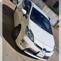 Toyota Prius PHV 1.8 CVT, 2014, 228 000 км, с пробегом, цена 1 475 000 руб.