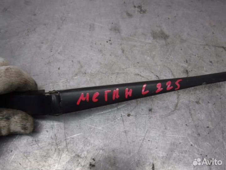 Поводок дворника передний левый Renault Megane K4M