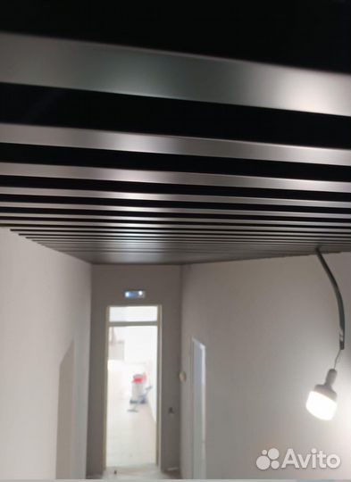 Потолок кубообразный черный