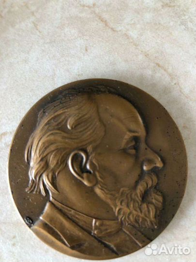 Настольные медали