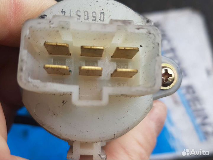 Замок зажигания Киа Пиканто 2 с ключом