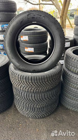 Pirelli Ice Zero FR 215/65 R16 102T