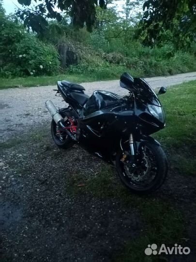 Suzuki gsxr 750