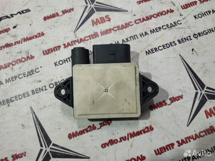 Реле свечей накала w211 om642 Mercedes