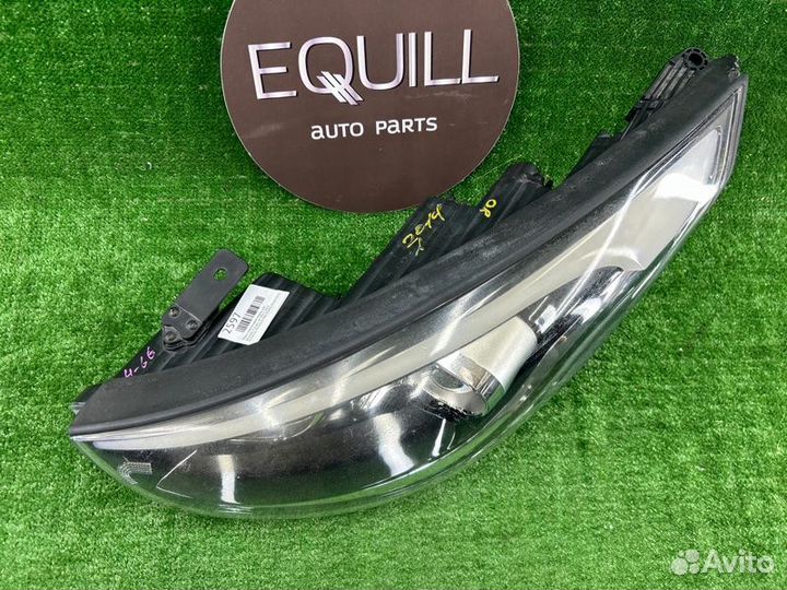 Фара галогеновая передняя левая Hyundai Tucson LM