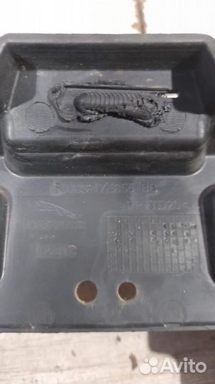 Кронштейн заднего бампера Jaguar Xj X351 С 2015 По