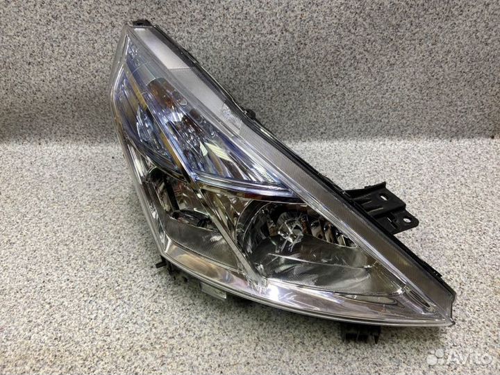 Фара правая Nissan Teana J32 2008