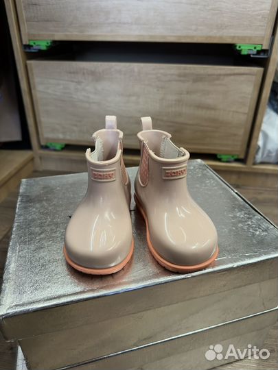 Детские резиновые сапоги