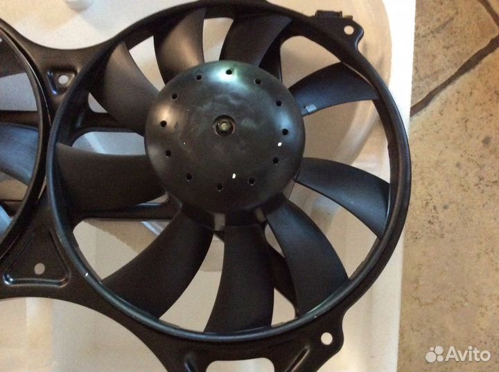 Вентилятор кондиционера mersedec E-210 в сборе нов
