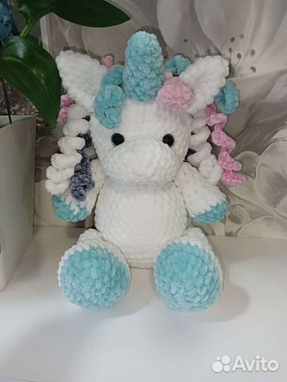 Вязаная единорожка ручной работы