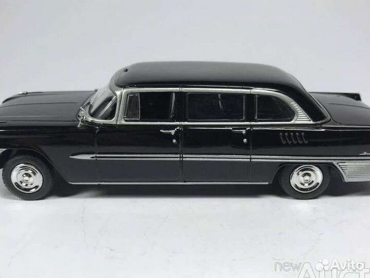 Модель автомобиля ЗИЛ 111