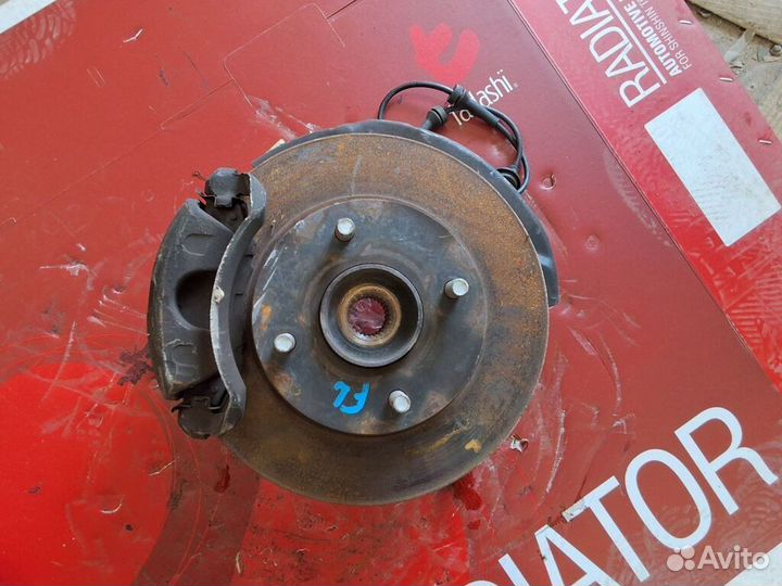 Ступица Nissan Expert VW11 (Переднее Левое)