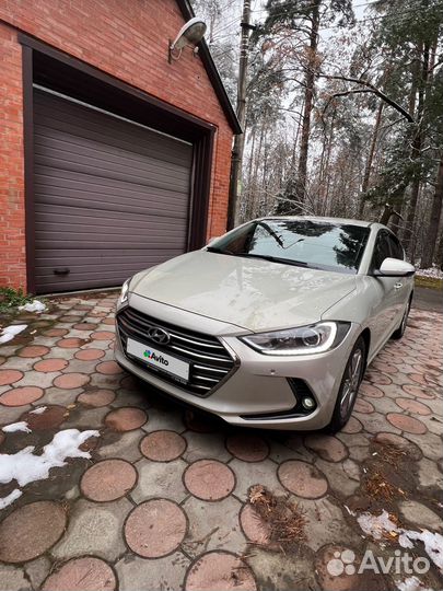 Hyundai Elantra 2.0 AT, 2016, 61 000 км