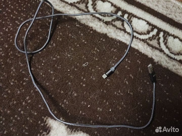 Кабель для зарядного устройства