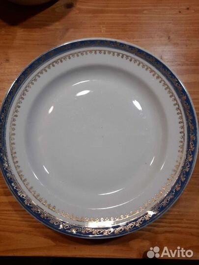 Тарелки столовые
