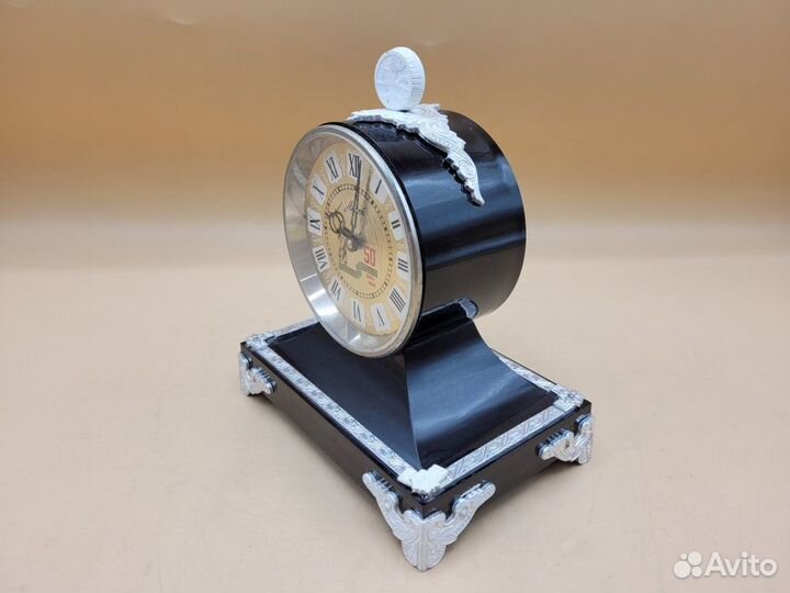 Часы настольные Агат 50 лет Победы ВОВ 15*13,5*9см