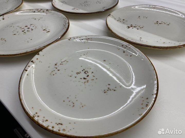 Тарелка закусочная BY bone 19 см