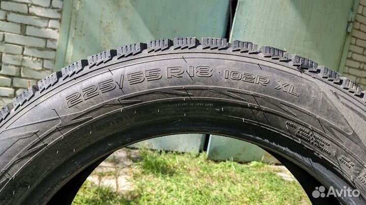 Nokian Tyres Hakkapeliitta R2 255/55 R18 102R