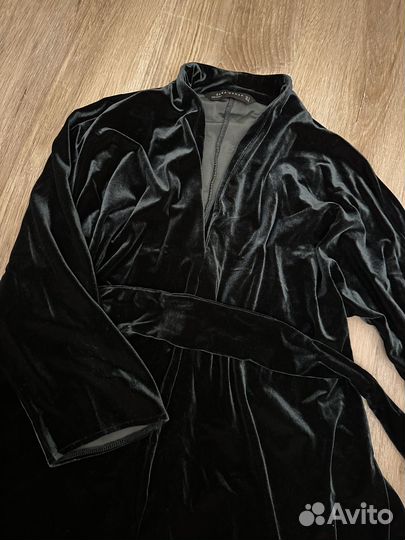 Бархатное платье Zara зара темно-зеленое