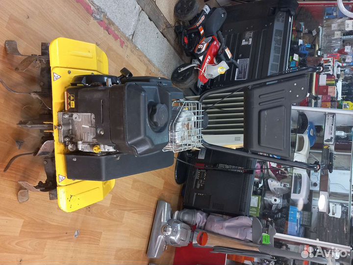 Мотокультиватор Briggs&Stratton 900