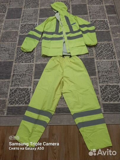 Влагозащитный костюм