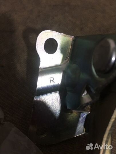 Петля капота Chevrolet Aveo T200