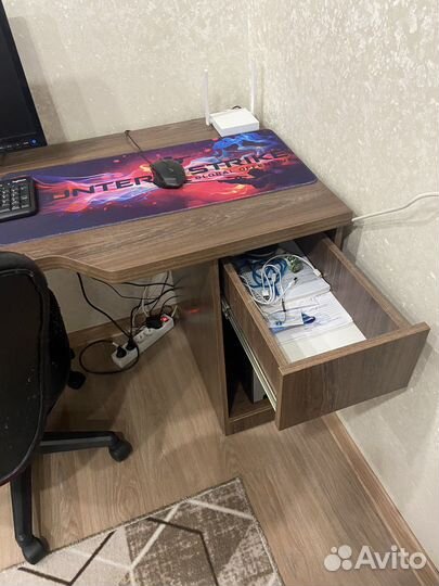 Игровой компьютерный стол