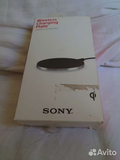 Беспроводная зарядка Sony