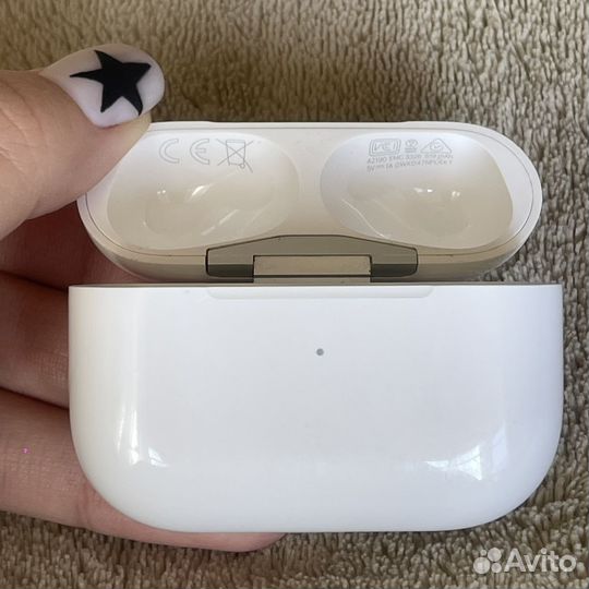 Кейс Airpods pro оригинальный