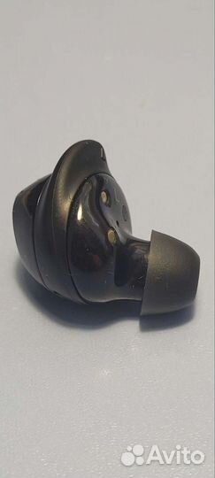 Беспроводные наушники samsung buds plus