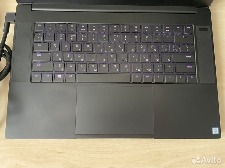 Ноутбук Razer Blade 15 / i7-9750H / RTX 2060