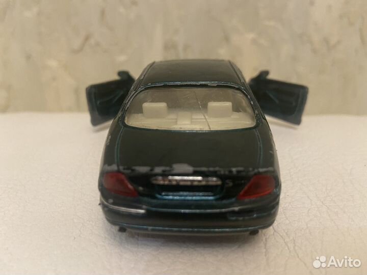 Модель автомобиля Jaguar S-type от Welli