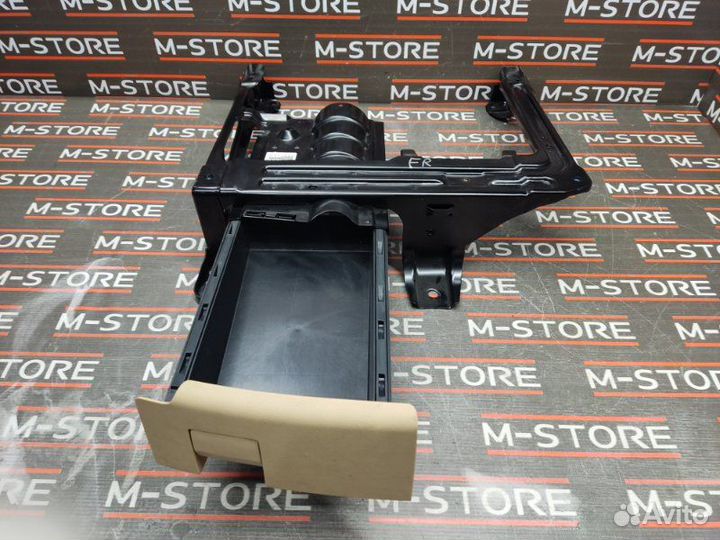 Салазки сиденья передние правые Volkswagen Touareg