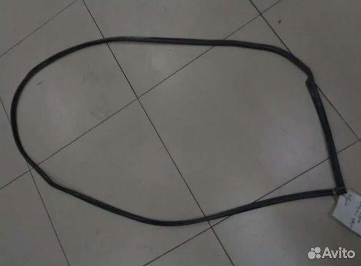 Уплотнитель двери передний левый Chevrolet Epica