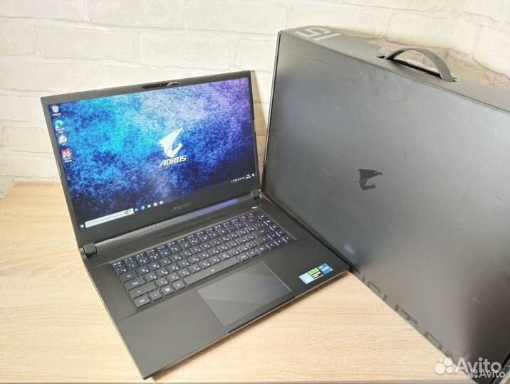 Gigabyte Aorus 15 RTX 4060 8Гб i5 12500h 360Hz
