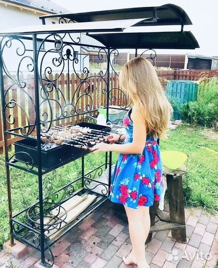 Мангал с крышей и печью